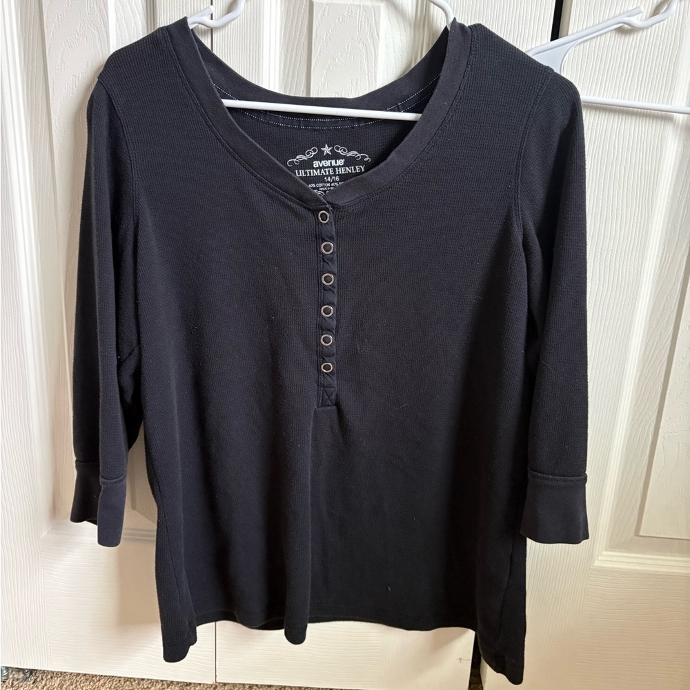 Avenue Black Ultimate Henley Top with Gold Snap Accents